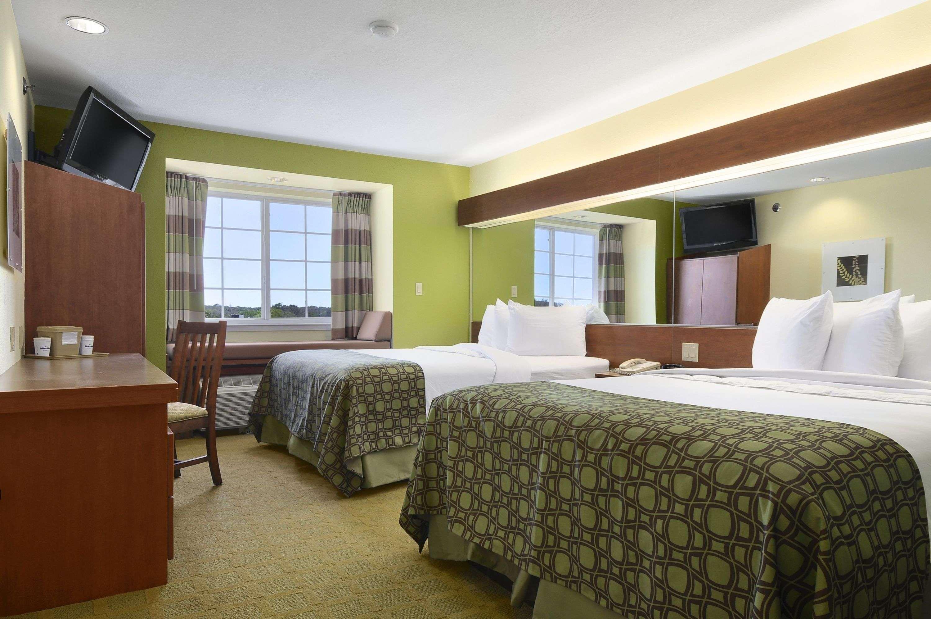 מלון Super 8 By Wyndham San Antonio Airport North מראה חיצוני תמונה